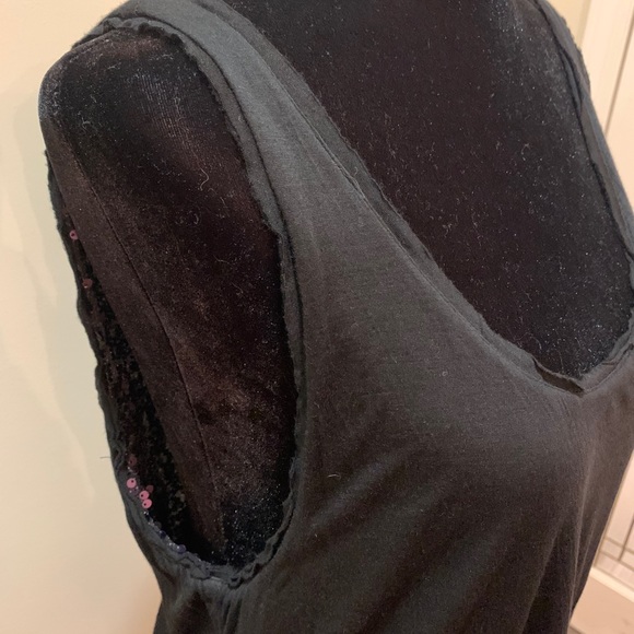 Talula Women’s Gloria Sleeveless Sequin Top Purple - Picture 9 of 9